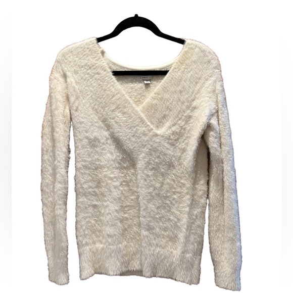 Cream soft sweater - Picture 1 of 2